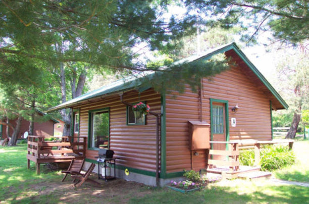 Logging Chain Lodge Cabin